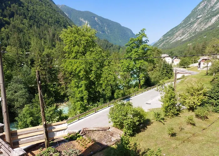 ゲストハウス Gostisce Andrejc Soča