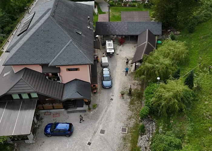 Gostisce Andrejc Soča